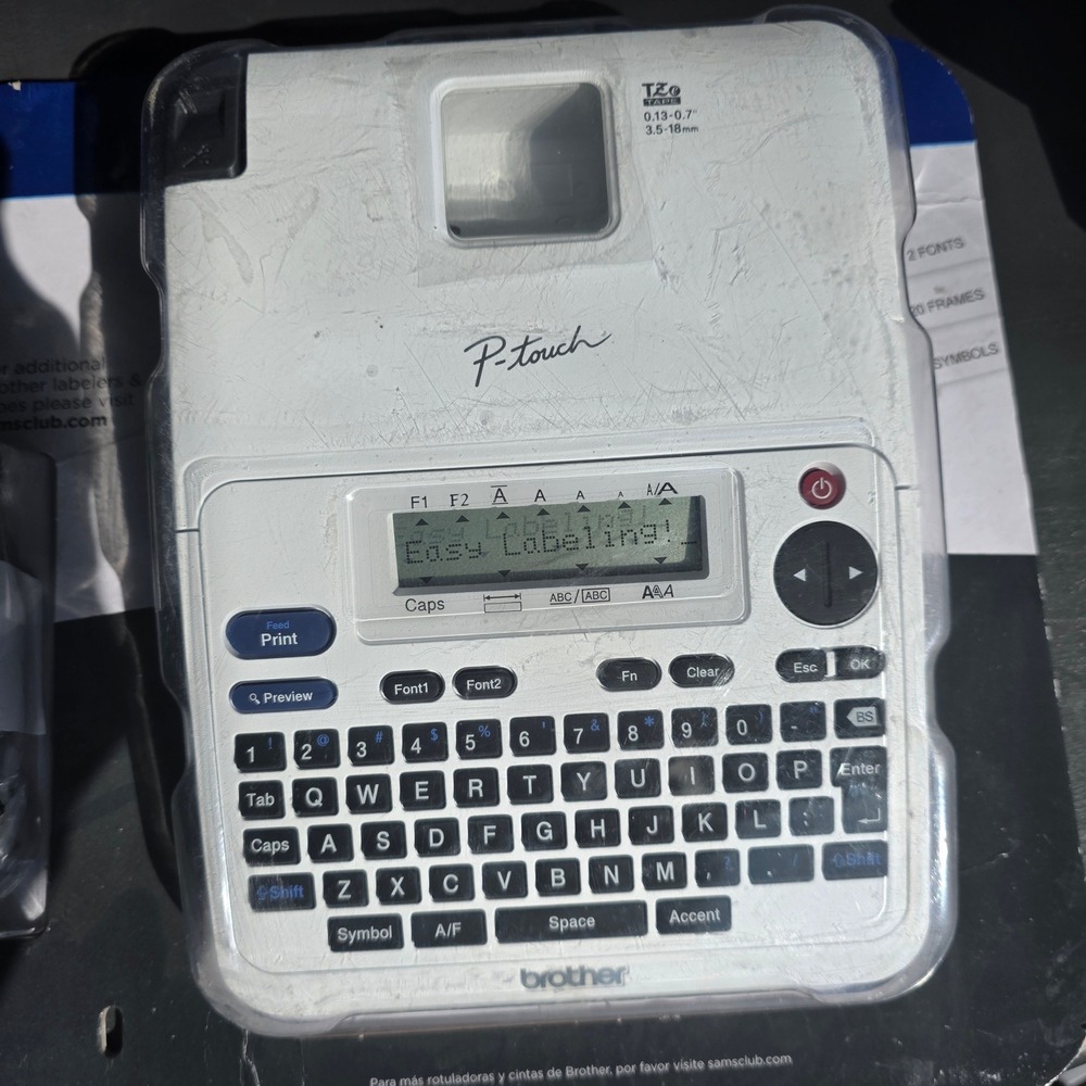 Brother P-Touch PT-2040SC Label Maker Bundle with AC Adapter and TZe Tapes White - Picture 2 of 5